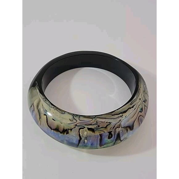 Vintage Abalone Encased Lucite Bangle Bracelet Stunning 2.75 Inches‎ - Picture 7 of 9